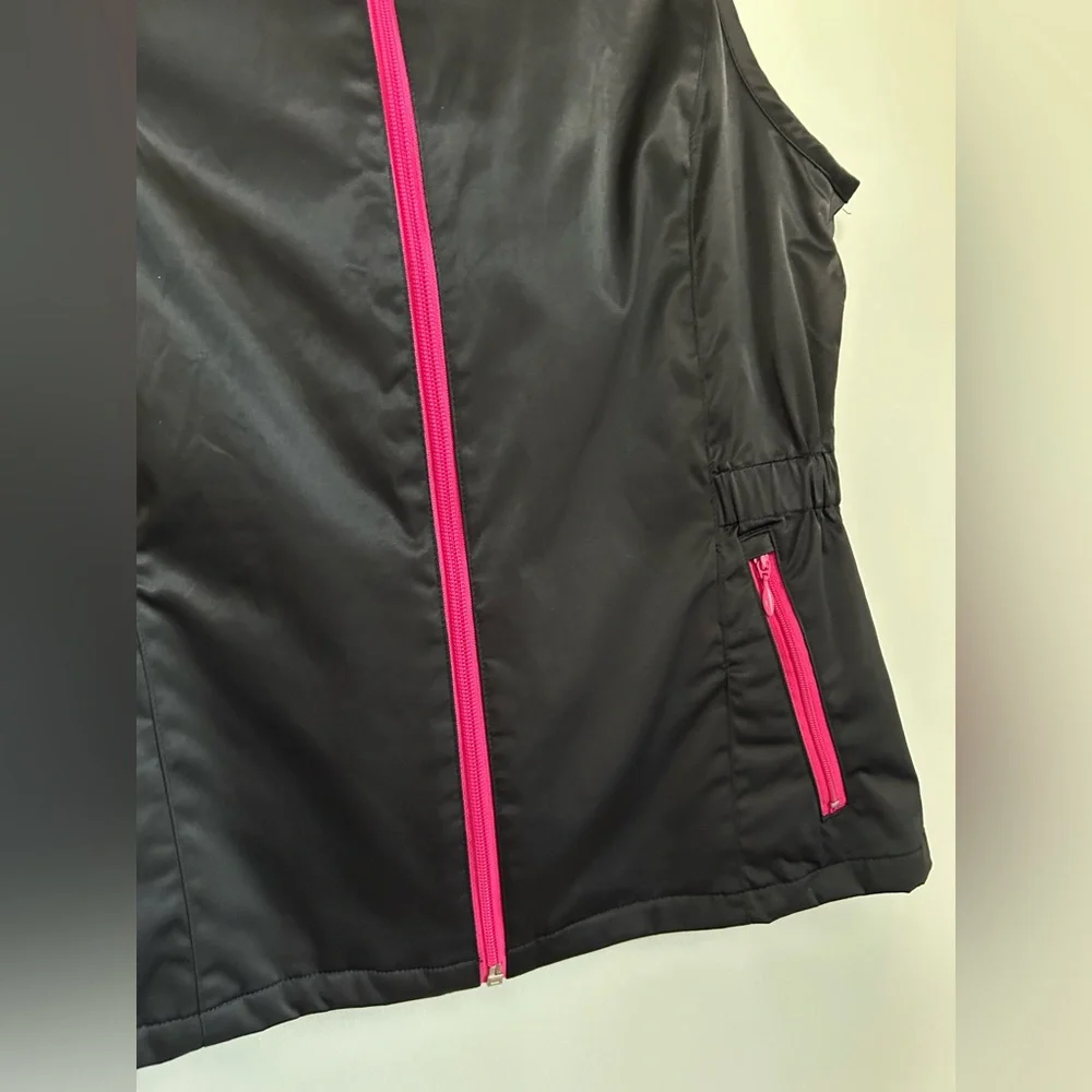 EP Pro Poppy‎ Hills Golf Vest  Women's Size Small Black with Pink Accents